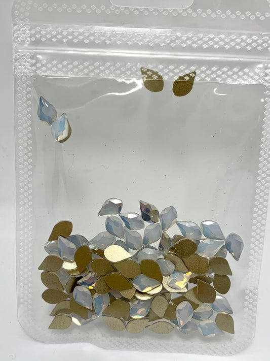 White Opal Flame shape Medium