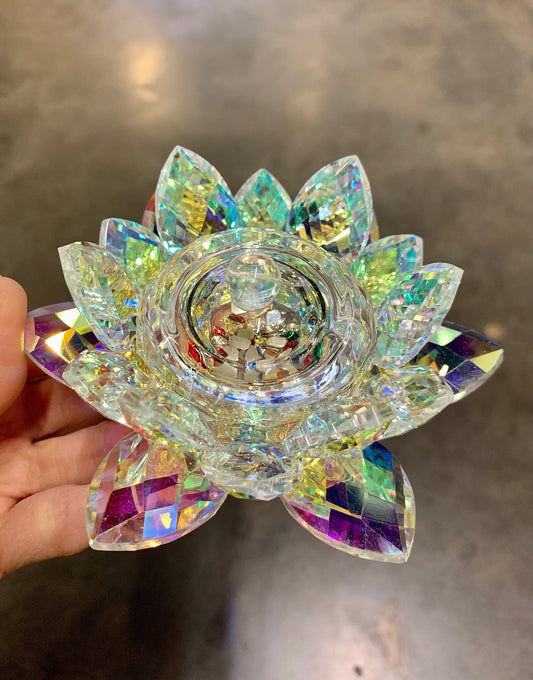 Crystal Lotus Dappen Dish With Cap
